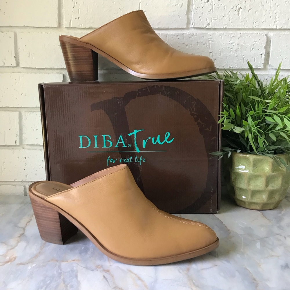 Diba True Tan Leather Mules Women's New in box